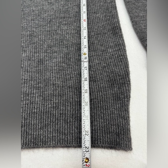 NWOT S. Christina 100% Cashmere Gray Hooded Sweater  S/M - Picture 6 of 10